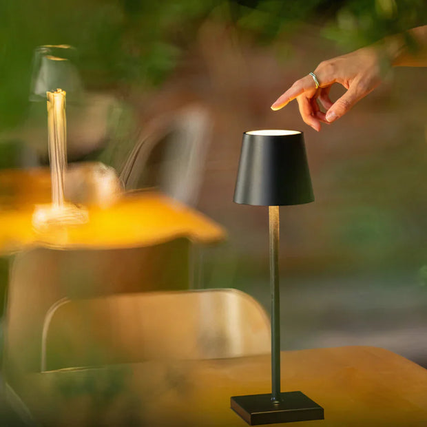 ChicLight™ - Draadloze LED Tafellamp