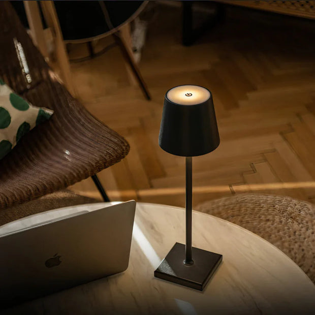 ChicLight™ - Draadloze LED Tafellamp